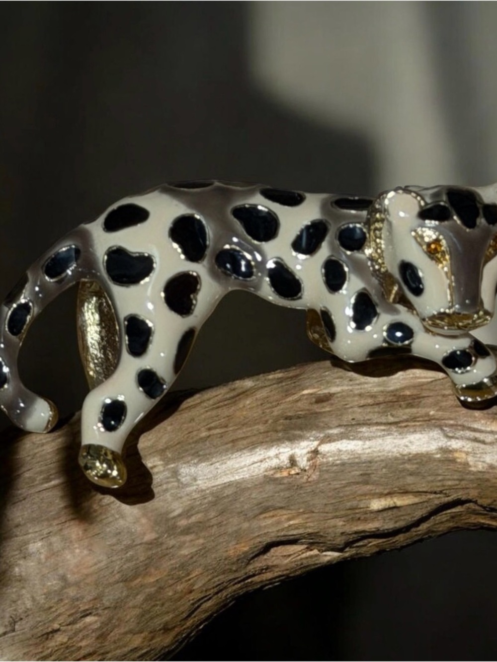 VTG Kenneth Jay Lane Cream Enamel Leopard Pendant Crystal Collar & Amber Eyes